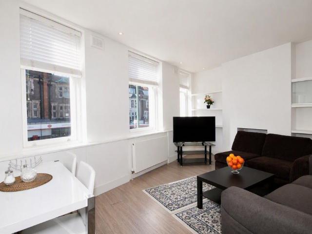 Finchley Road, Golders Green, NW11 1 bed flat to rent £2,000 pcm £462 pw