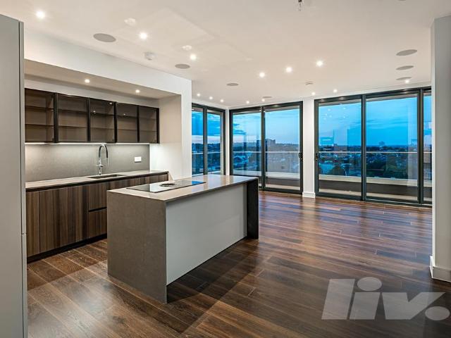Finchley Road, London NW3 3 bed penthouse to rent £7,500 pcm £1,731 pw