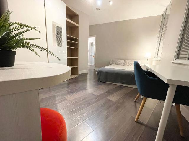 Finchley Road, London NW3, 2 bed flat to rent, £2,450 pcm | PrimeLocation