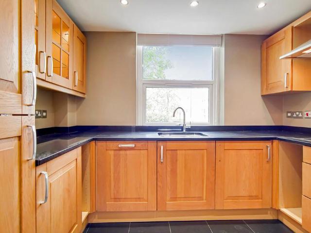 Finchley Road, London, NW8 0SG, United Kingdom | 3 bed apartment for rent #139622987 | Rentberry