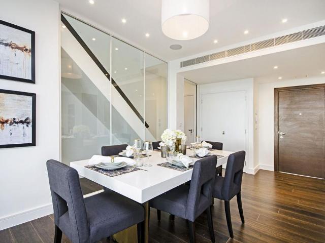 Finchley Road, South Hampstead. 3 bed penthouse to rent £7,497 pcm £1,730 pw