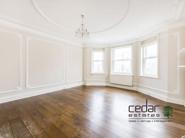 Finchley Road, West Hampstead NW3, 2 bed flat to rent, £2,700 pcm | PrimeLocation