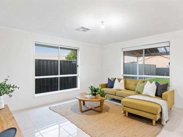 Find coastal: where beachside living meets everyday comfort