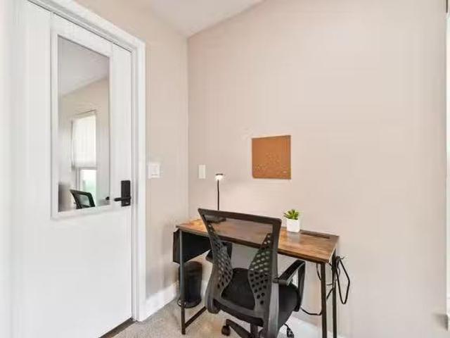 Find Comfort, Convenience & Community in One Place id. 5600
