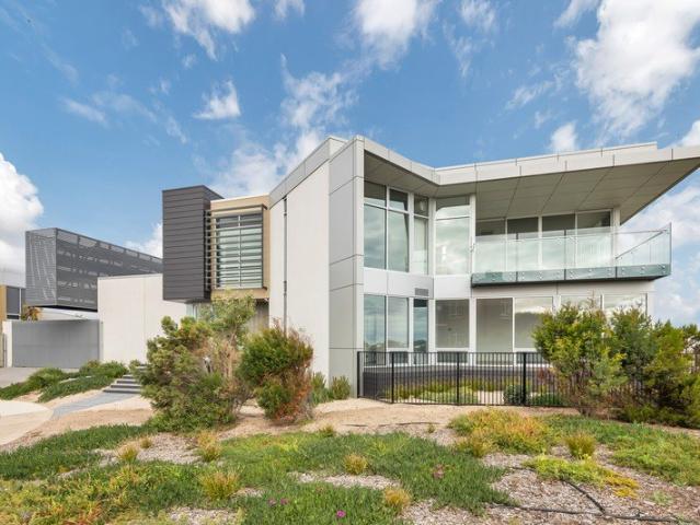 Find lifestyle: where architectural excellence meets absolute beachfront living