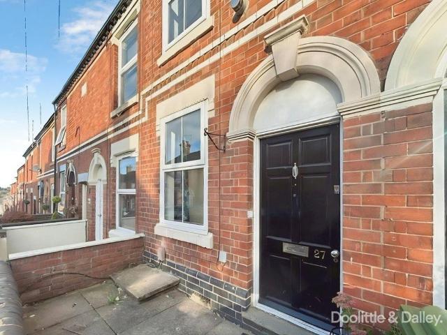 Findon Street, Kidderminster. 2 bed terraced house to rent £925 pcm £213 pw