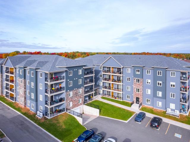 Findlay Towers 1009 Cleveland