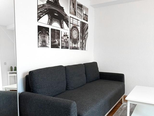 Finest & cosy flat with beautiful balcony, Chemnitz Amsterdam Apartments for Rent