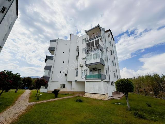 Finike Denize Yakın Gürel Subaşı Sitesinde 2+1 Satılık Daire