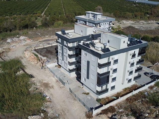 Finike Kum Mahallesinde İskanlı Satılık 1+1 Daire