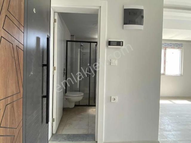 Finike Kum Mahallesinde Satılık 1+1