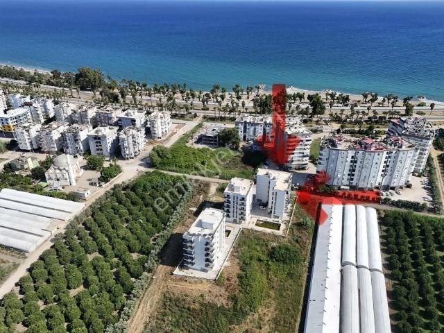 Finike Hasyurt Sahil De 2+1 Havuzlu Satılık Daire