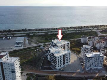 Finike Sahilde Deniz Manzaralı Satılık Lüks 2+1 Daire