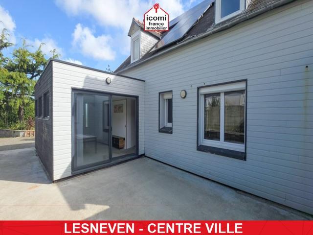 FINISTERE Lesneven 29260 A VENDRE MAISON T5 AVEC EXTENSION RECENTE 700M² DE TERRAIN PISCINE GARAGE DPE B NON MITOYENNE COUP DE COEUR