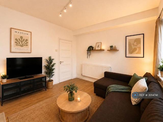 Finn House, London, N1 2 bed flat to rent £2,950 pcm £681 pw