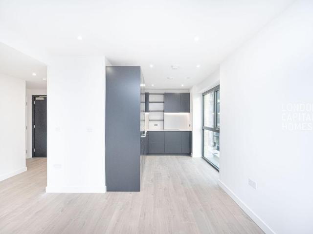 Finsbury Park Sports Stadium, Endymion Road, London, N4 1EF, United Kingdom | 1 bed apartment for rent #139622845 | Rentberry