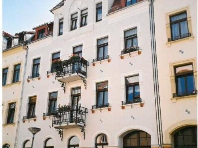 Fiedlerstr. 30, Wohnung 4 ~~~ 2 Balkone, Bad mit Wanne, Abstellraum im Treppenhaus, Keller