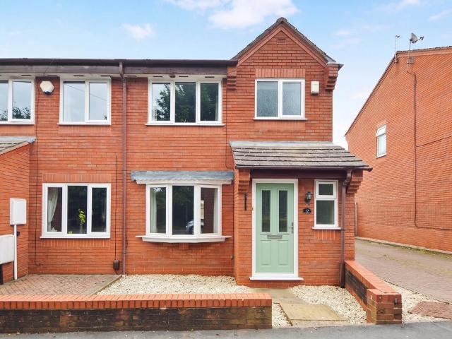 Field Lane, Stourbridge DY8 3 bed end of terrace house to rent £1,350 pcm £312 pw