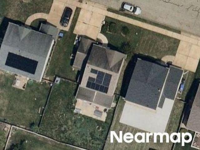 Fieldcrest Dr