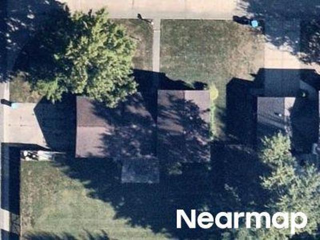 Fieldcrest Dr