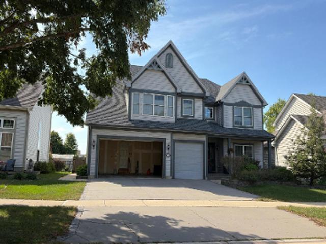 Fieldcrest Dr