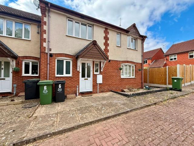 Fielden Row, Worcester WR4, 2 bed terraced house to rent, £1,100 pcm | PrimeLocation