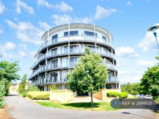 Fieldfare Lane, Greenhithe, DA9 2 bed flat to rent £1,550 pcm £358 pw