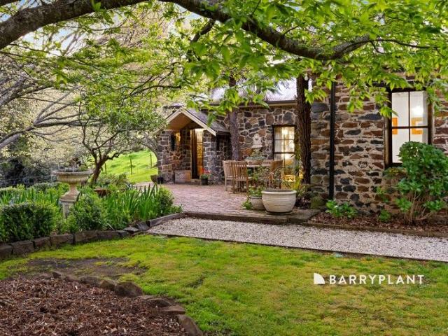 Fieldstone House The Heart of Blackwood Park, Neerim North