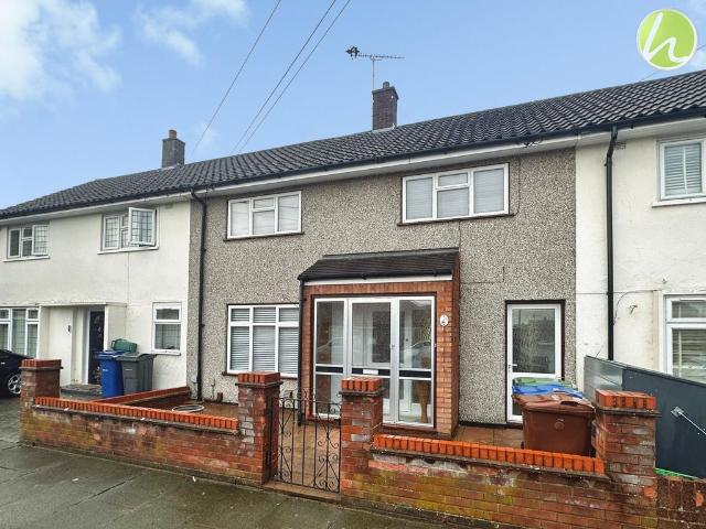 Fieldway, Grays, RM16 3 bed terraced house to rent £1,800 pcm £415 pw