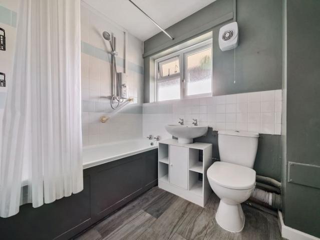 Fieldway, Haslemere 1 bedroomProperty for lettings Seymours