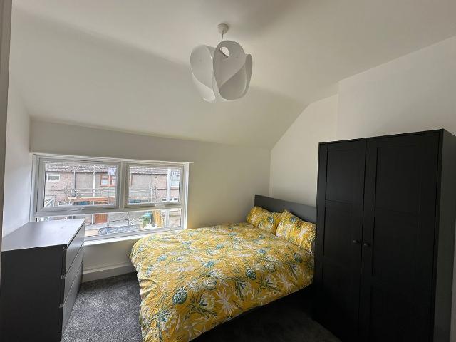 Fifth Avenue, Forest Town NG19, 4 bed shared accommodation to rent, £500 pcm | PrimeLocation