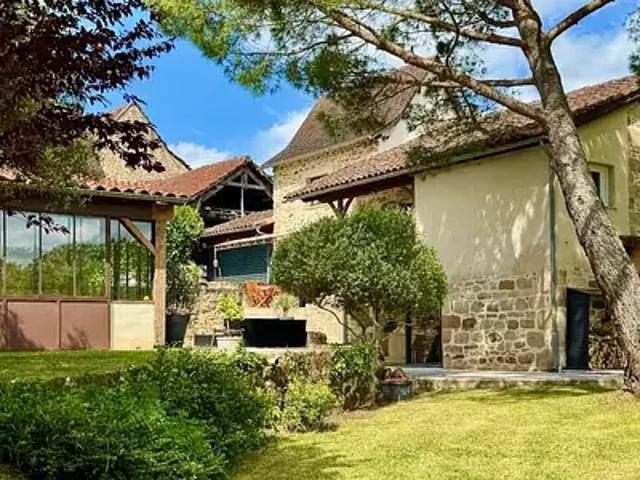 Figeac 46100 Achat / Vente appartement 7 pièces t7 piscine terrasse
