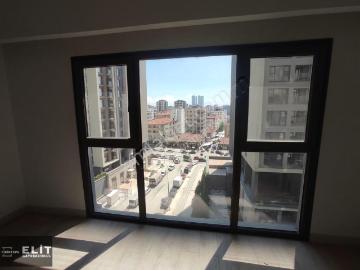 Fikirtepe Emlak Konut 14. Etap' Da Geniş Kiralık 3+1