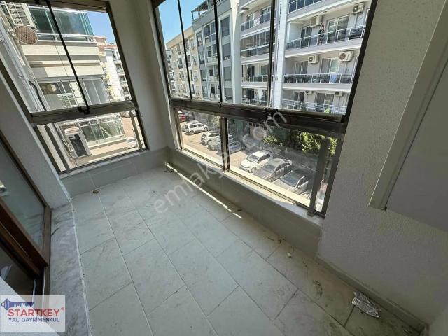 Fikri Altay'da Merkezi Lokasyonda Kiralık 3+1 Daire