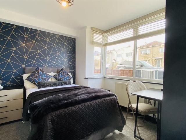 Filton Avenue, Filton, Bristol BS34, 6 bed property to rent, £4,500 pcm | PrimeLocation