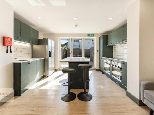 Filton Avenue, Filton, Bristol, South. 6 bed end of terrace house to rent £3,900 pcm £900 pw