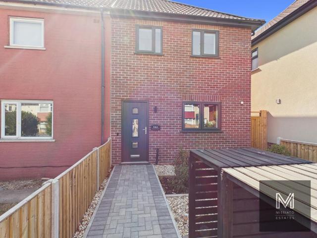 Filton, Bristol BS34 2 bed semi detached house to rent £1,900 pcm £438 pw