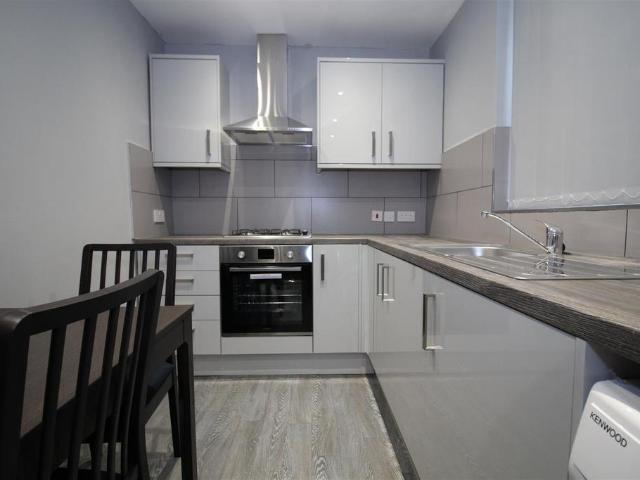 Filbert Street, Leicester 3 bed house to rent £1,500 pcm £346 pw