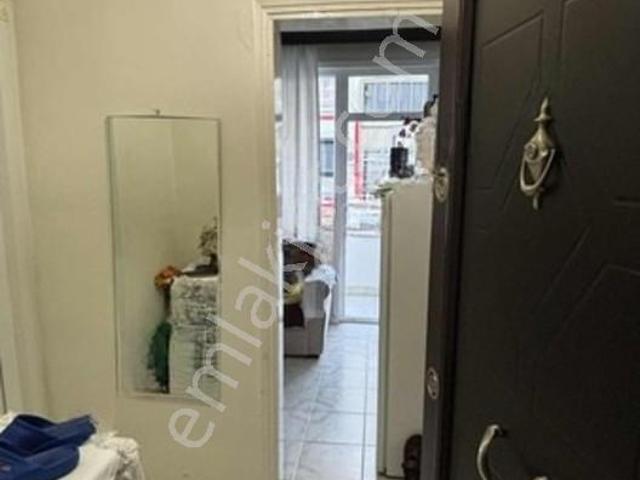 Filiz Emlaktan Bağcılar Meydan Yürüyüş Yolunun İçinde Kiralık