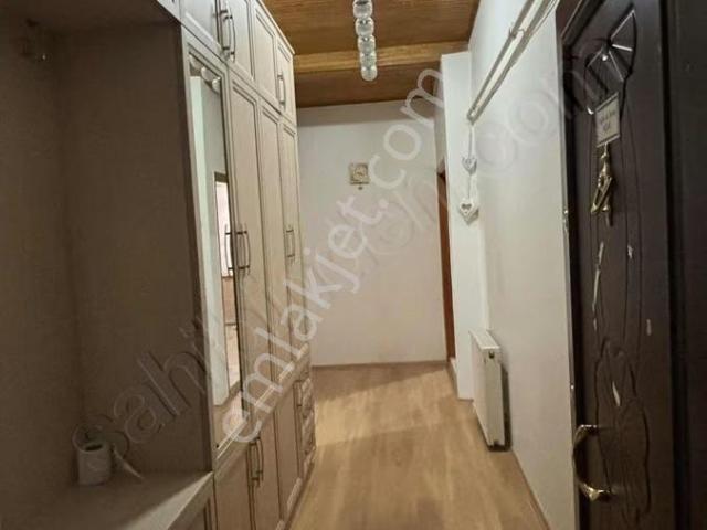 Filiz Emlaktan Bağcılar Meydanda 2+1 100m2 Kiralık Daire