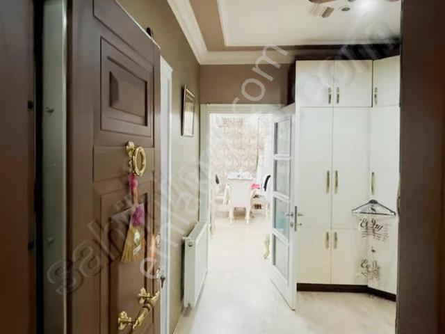 Filiz Emlaktan Bağcılar Meydanda Ful Eşyalı 4+1 160m2 Kiralık