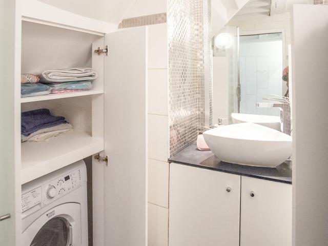 Filles du calvaire 1bdrm apartment, Paris Amsterdam Apartments for Rent