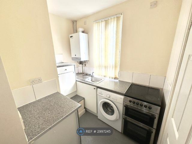 Firth Park Road, Sheffield S5, 1 bed flat to rent, £650 pcm | PrimeLocation