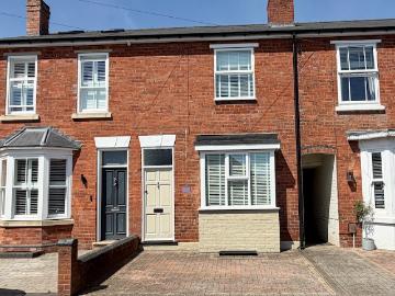 Fir Grove, Wollaston DY8, 2 bed terraced house to rent, £1,075 pcm | PrimeLocation