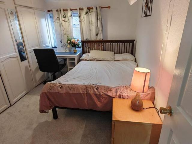 Fir Tree Avenue, West Drayton UB7 1 bed in a house share to rent £799 pcm £184 pw