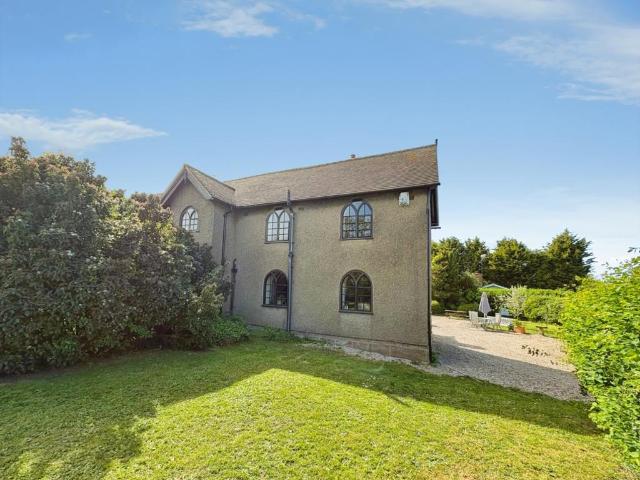 Fir Tree Cottage, Meriden, CV7 7JQ 2 bed cottage to rent £1,650 pcm £381 pw
