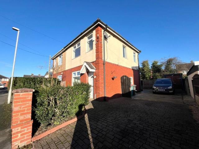 Fir Trees Avenue, Ribbleton, Preston 3 bed semi detached house to rent £1,150 pcm £265 pw