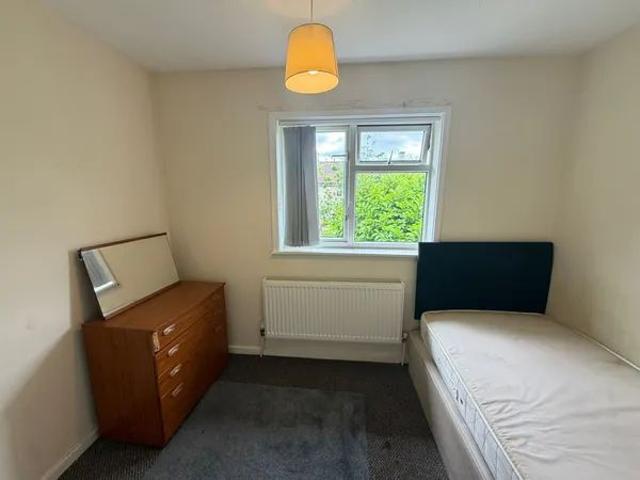 Fircroft Close, Cannock, WS11, Property for rent