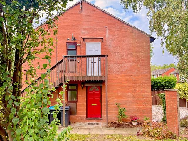 Firdale Road, Northwich CW8, 2 bed flat to rent, £750 pcm | PrimeLocation