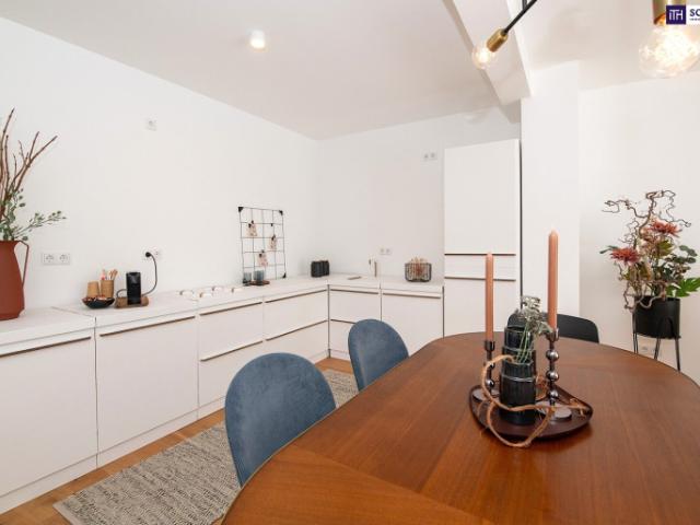 Fire Sale! Ihr Rückzugsort Hofseitig, modern, entspannt! Cooles Townhouse mit Garten! Erdwärme + Absolute Ruhelage + Tiefgarage + Ideale Süd Ausrichtung! Nachhaltig und zukunftssicher investiert!